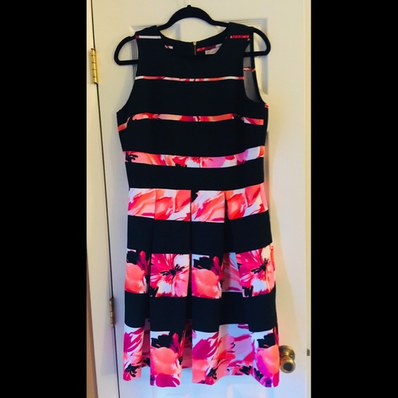Dress Barn Dresses & Skirts - 🔥Beautiful Dress